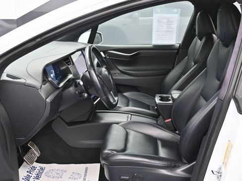 Used 2021 Tesla Model X Performance image 14