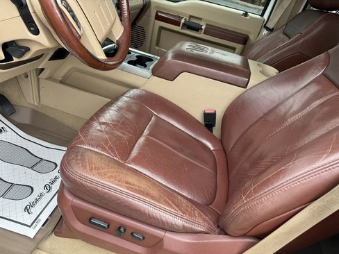 Used 2013 Ford F250 King Ranch w/ King Ranch w/Chrome Pkg image 21