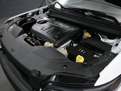 Used 2022 Jeep Cherokee Trailhawk w/ Premium Leather Package image 47