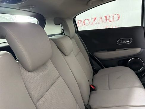 Used 2021 Honda HR-V EX image 18