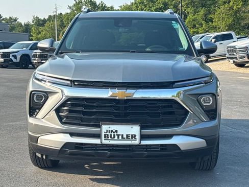 Used 2026 Chevrolet TrailBlazer LT AWD/4WD image 8