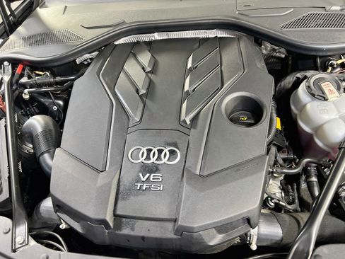 Used 2023 Audi A8 L 3.0T AWD/4WD image 32