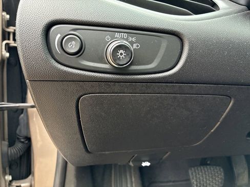 Used 2023 Chevrolet Malibu LT image 14