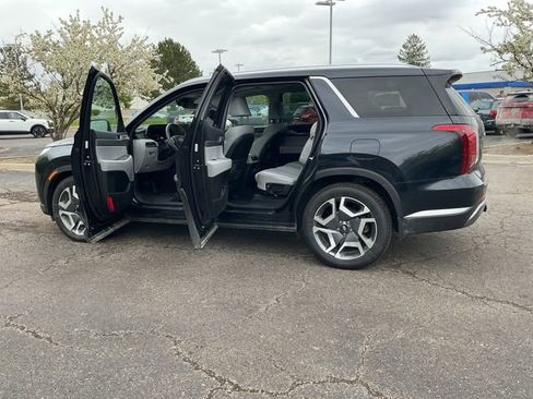 Used 2025 Hyundai Palisade SEL AWD/4WD image 25