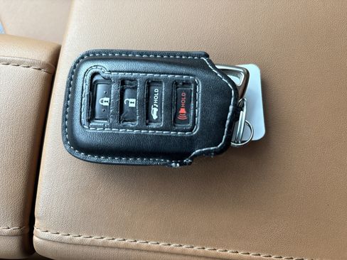 Used 2022 Lexus RX 350L Premium image 36