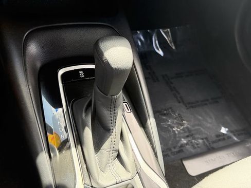 Certified 2022 Toyota Corolla LE FWD image 25