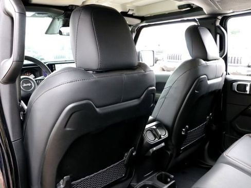 New 2026 Jeep Gladiator Sport image 17