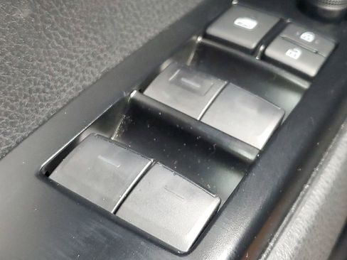 Certified 2025 Toyota Camry SE image 32