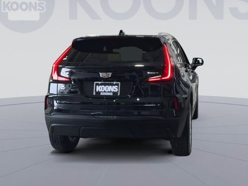 Used 2024 Cadillac XT4 Luxury w/ Cold Weather Package AWD/4WD image 11