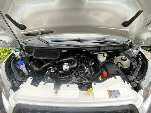 Used 2023 Ford Transit 250 Low Roof RWD image 43