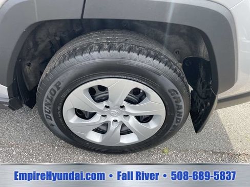 Used 2023 Toyota RAV4 LE AWD/4WD image 13
