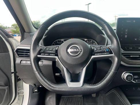 Certified 2023 Nissan Altima 2.5 SL FWD image 23