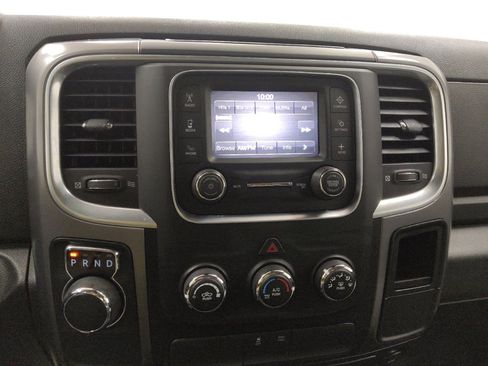 Used 2022 RAM 1500 Classic SLT RWD image 25