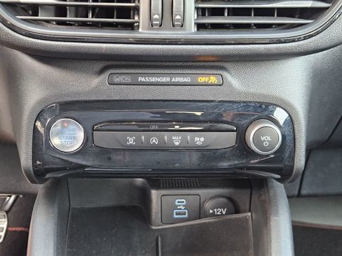 Used 2023 Ford Escape ST-Line w/ Tech Pack #1 FWD image 17