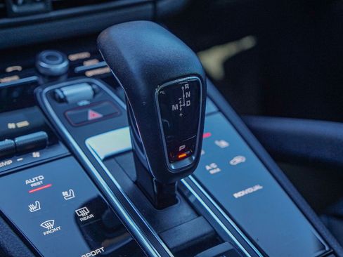 Used 2021 Porsche Cayenne image 20