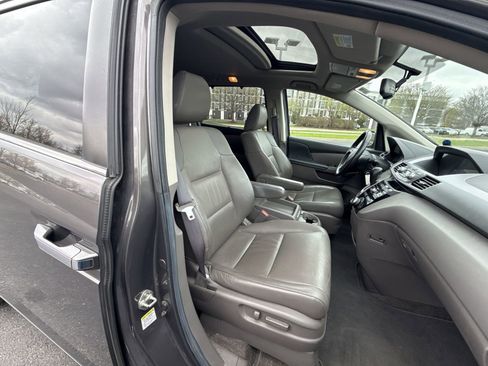 Used 2013 Honda Odyssey EX-L image 25