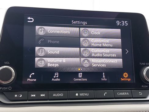 Used 2023 Nissan Rogue SV w/ SV Premium B Package FWD image 24