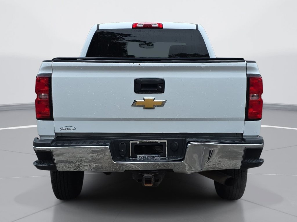 Used 2017 Chevrolet Silverado 2500 LT AWD/4WD image 5