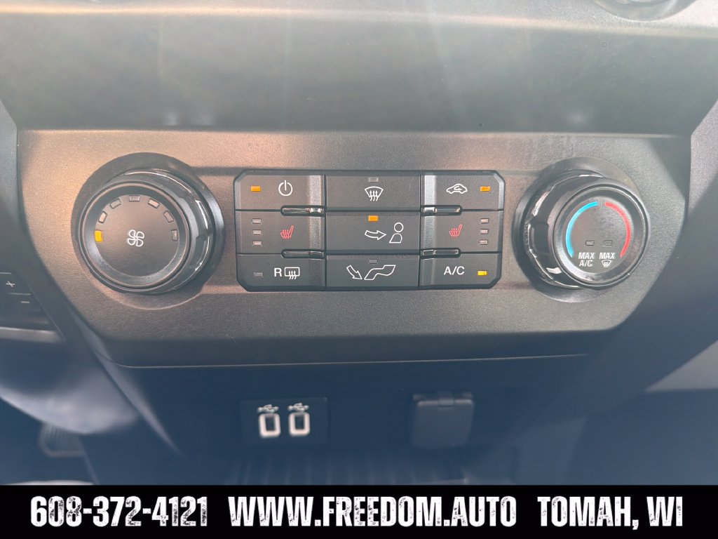 Used 2019 Ford F150 XLT w/ Equipment Group 302A Luxury AWD/4WD image 19