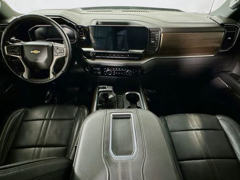 Used 2022 Chevrolet Silverado 1500 High Country w/ High Country Premium Package image 16