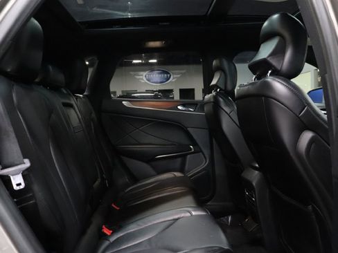 Used 2017 Lincoln MKC Reserve image 19