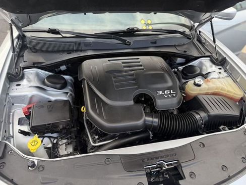 Used 2022 Dodge Charger GT image 11