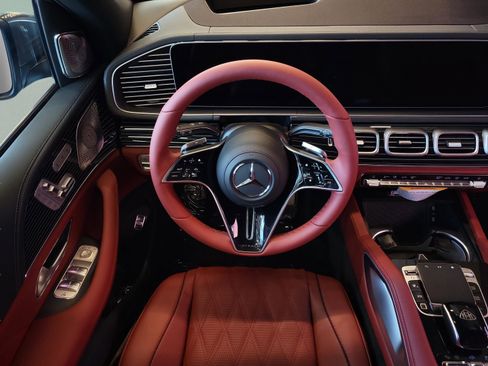 New 2026 Mercedes-Benz Maybach GLS 600 4MATIC image 11