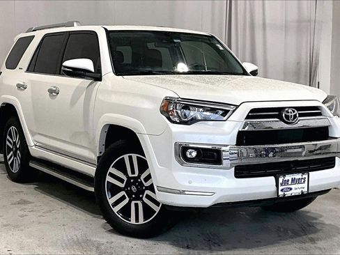 Used 2022 Toyota 4Runner Limited image 34