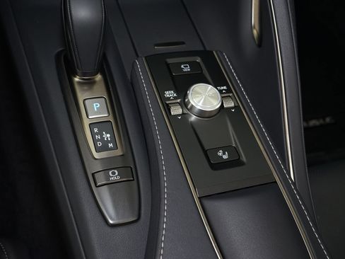 Used 2024 Lexus LC 500 Convertible w/ Touring Package RWD image 18