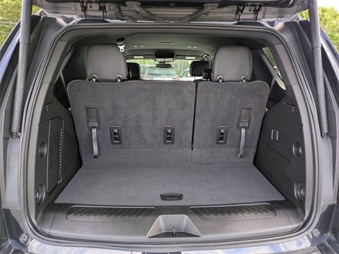 Used 2023 GMC Yukon SLT image 34