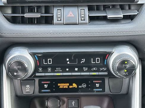 Used 2021 Toyota RAV4 Limited AWD/4WD image 16