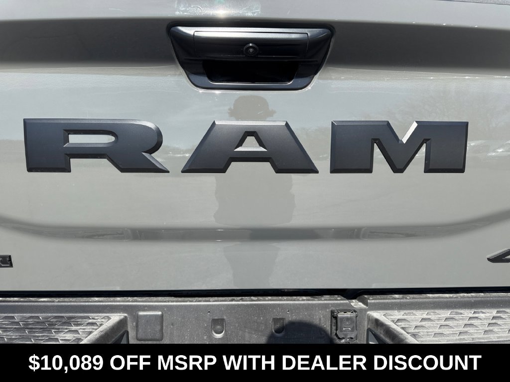 New 2026 RAM 3500 Big Horn AWD/4WD image 17