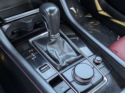 Used 2024 MAZDA MAZDA3 s image 18