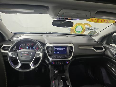 Certified 2019 GMC Acadia SLT w/ Black Edition image 14