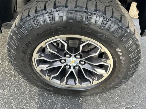 Certified 2022 Chevrolet Colorado ZR2 AWD/4WD image 38