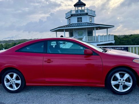 Used 2004 Toyota Solara SE Sport FWD image 4