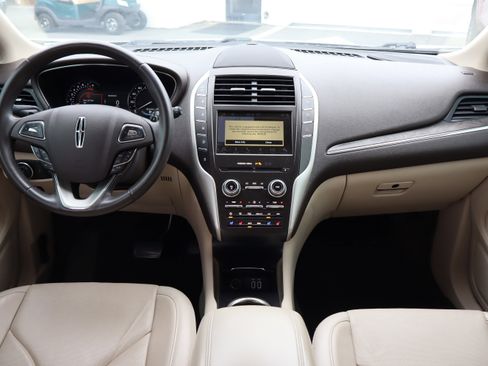 Used 2018 Lincoln MKC Reserve FWD image 14