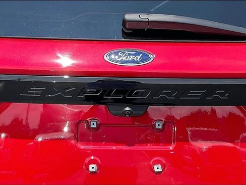 Used 2020 Ford Explorer ST w/ ST Street Pack AWD/4WD image 32