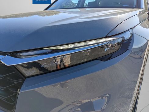 Used 2024 Honda CR-V LX image 38