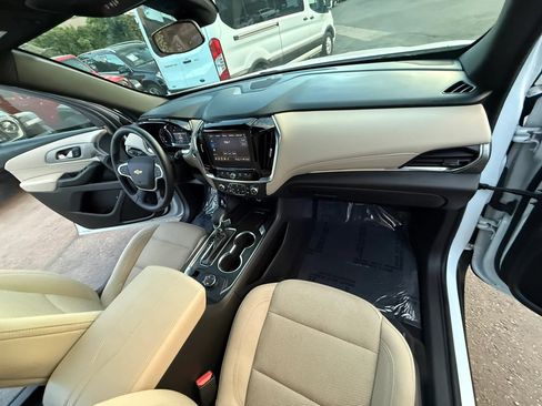 Used 2023 Chevrolet Traverse LT w/ LPO, Cargo Package AWD/4WD image 24