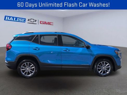 Certified 2024 GMC Terrain SLT AWD/4WD image 3