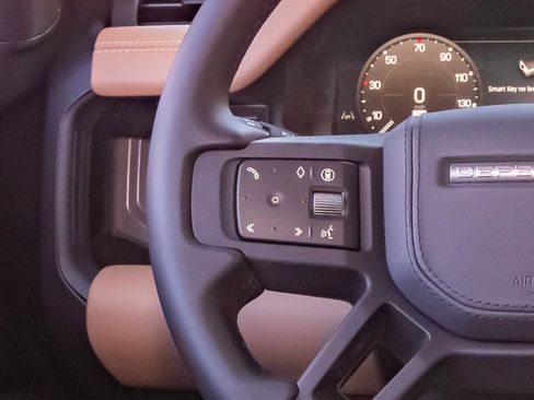 New 2025 Land Rover Defender 110 X image 15