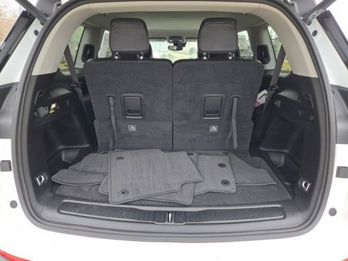 Certified 2023 Jeep Grand Cherokee L Limited image 16