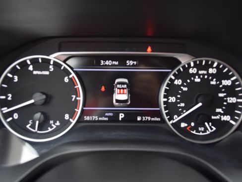 Used 2023 Nissan Rogue SV image 14