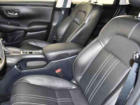 Certified 2024 Honda HR-V EX-L image 38