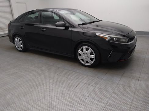 Used 2023 Kia Forte GT-Line w/ GT-Line Premium Package FWD image 11