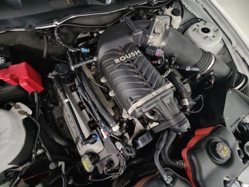 Used 2014 Ford Mustang GT w/ Brembo Brake Package image 5