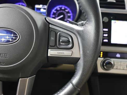 Used 2016 Subaru Outback 2.5i Limited AWD/4WD image 19