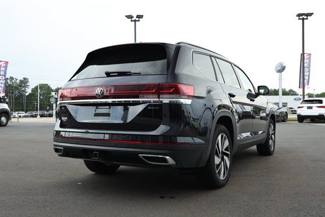 Used 2024 Volkswagen Atlas SE AWD/4WD image 6