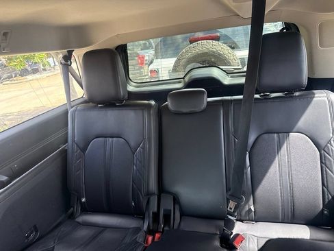 Used 2021 Ford Expedition Max Platinum RWD image 5